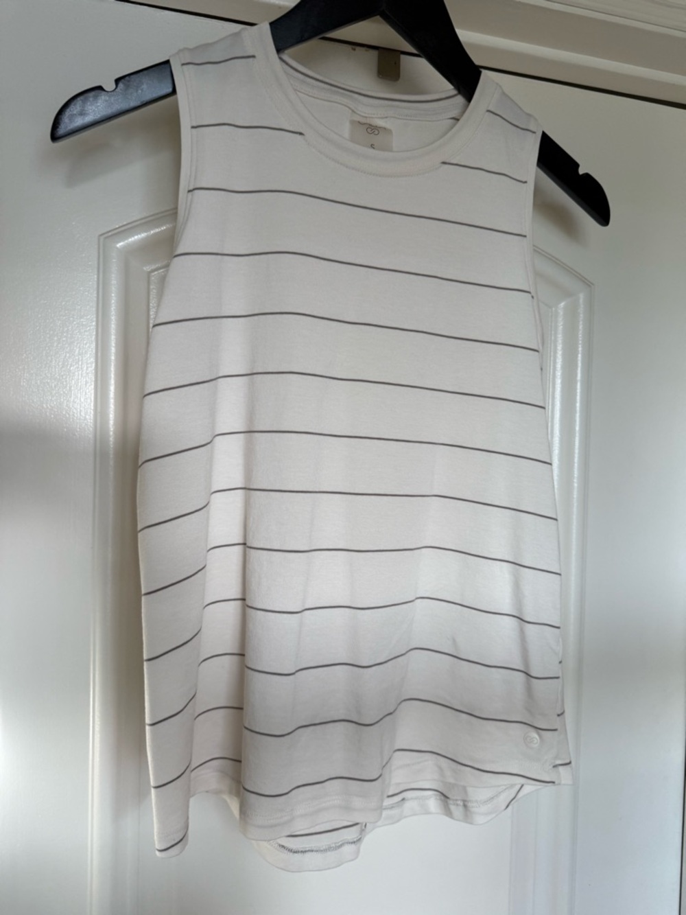 CALIA by Carrie Underwood White Sleeveless Striped Tank